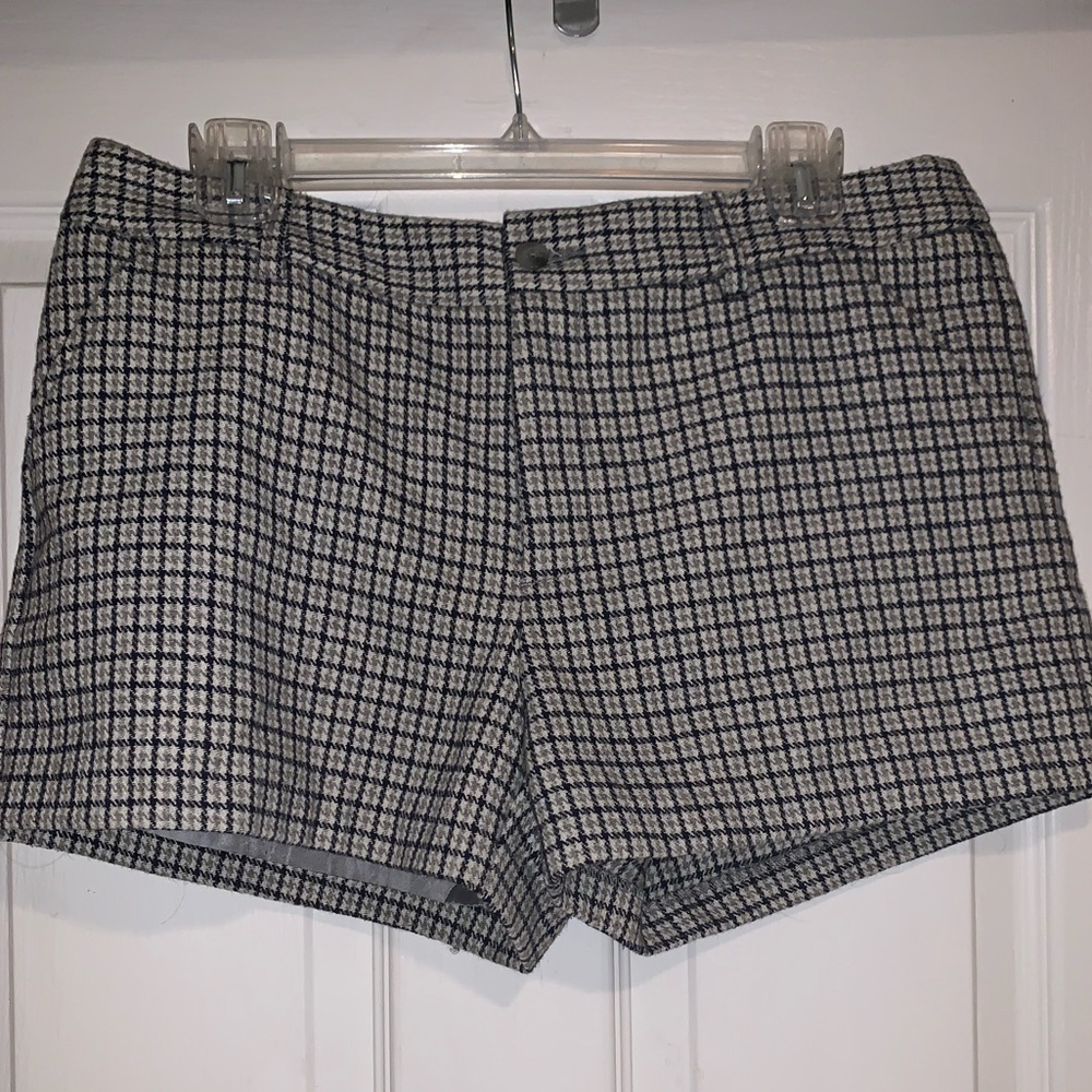 Gap wool shorts